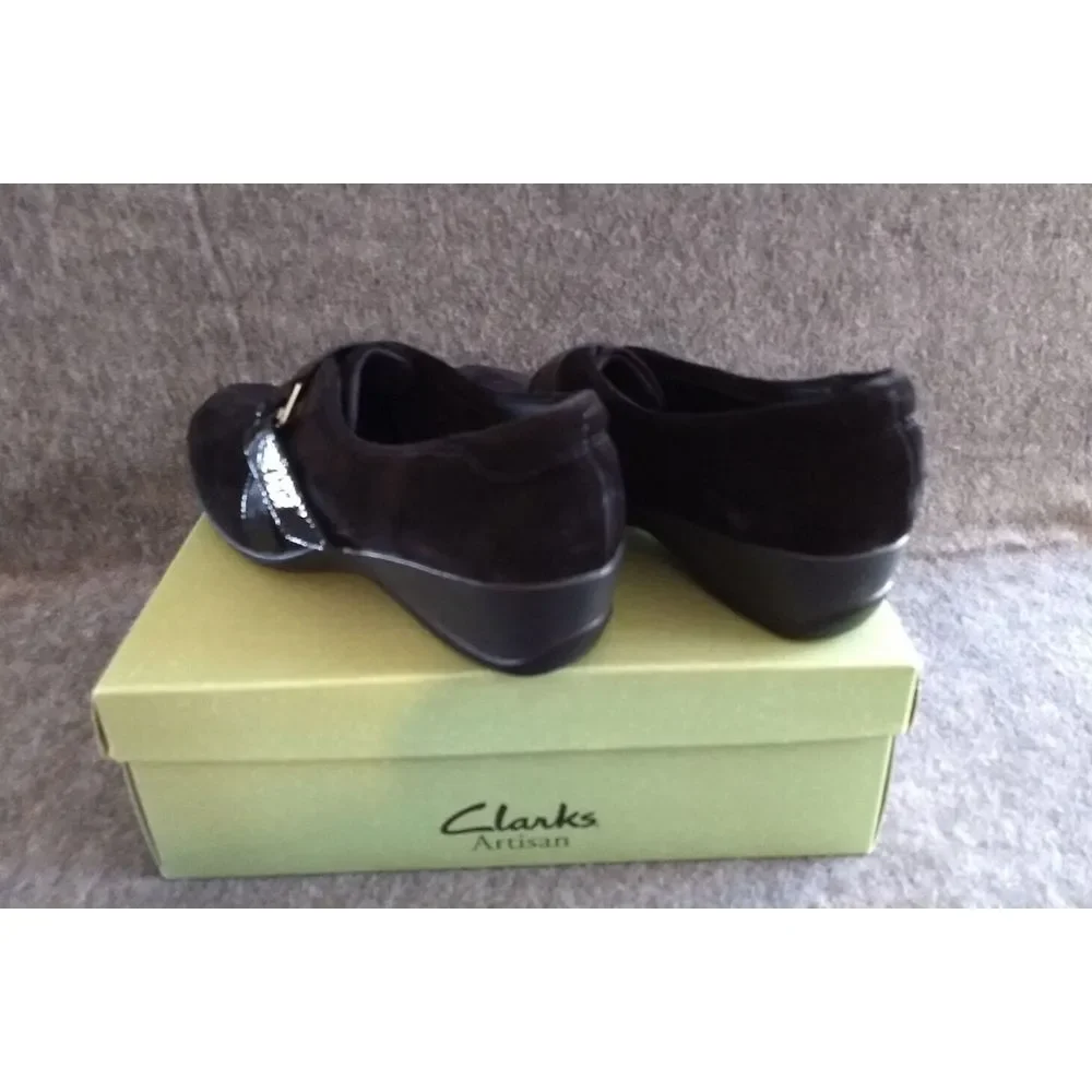 Clarks Artisan Black Suede Shoes Embrace Joy Wedge Women 9M Active Air NIB‎ NEW